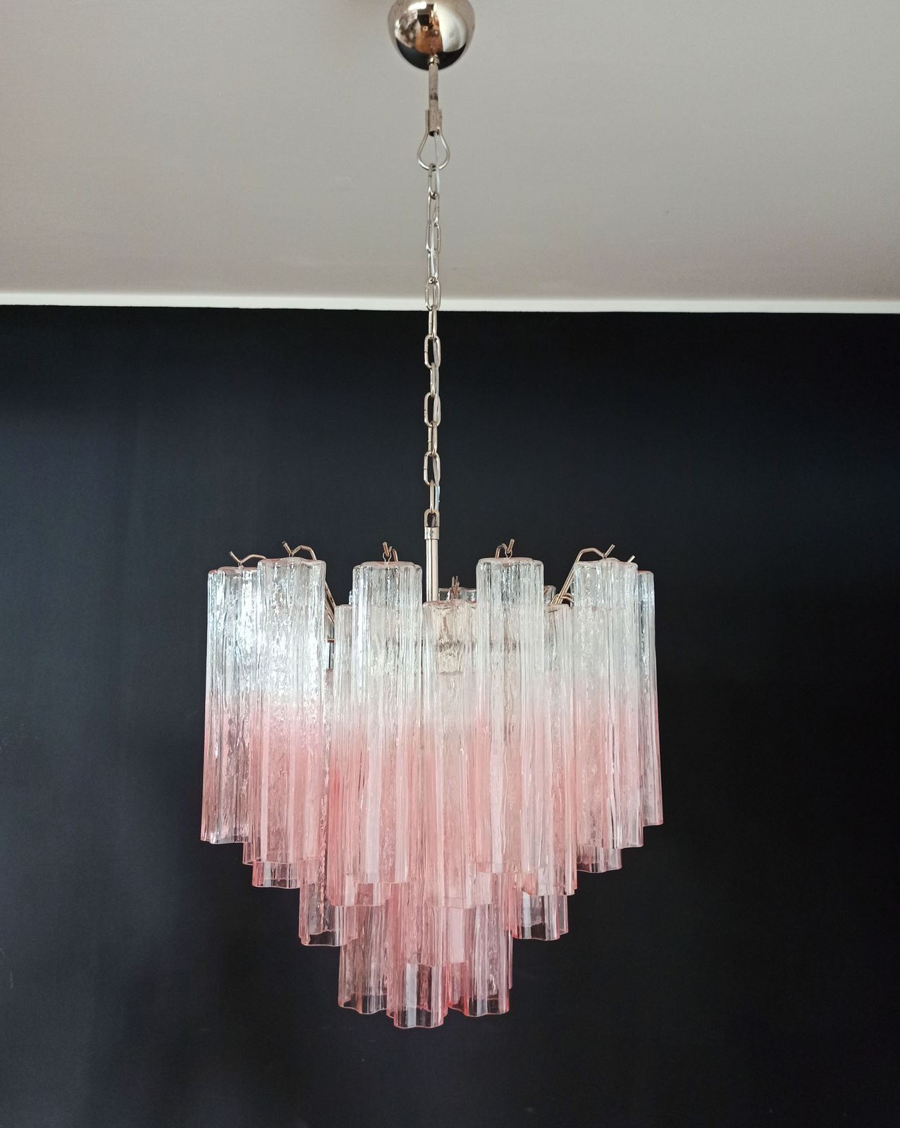 Fantastic Murano Glass Tube Chandelier   36 Shaded Pink Glass Tube