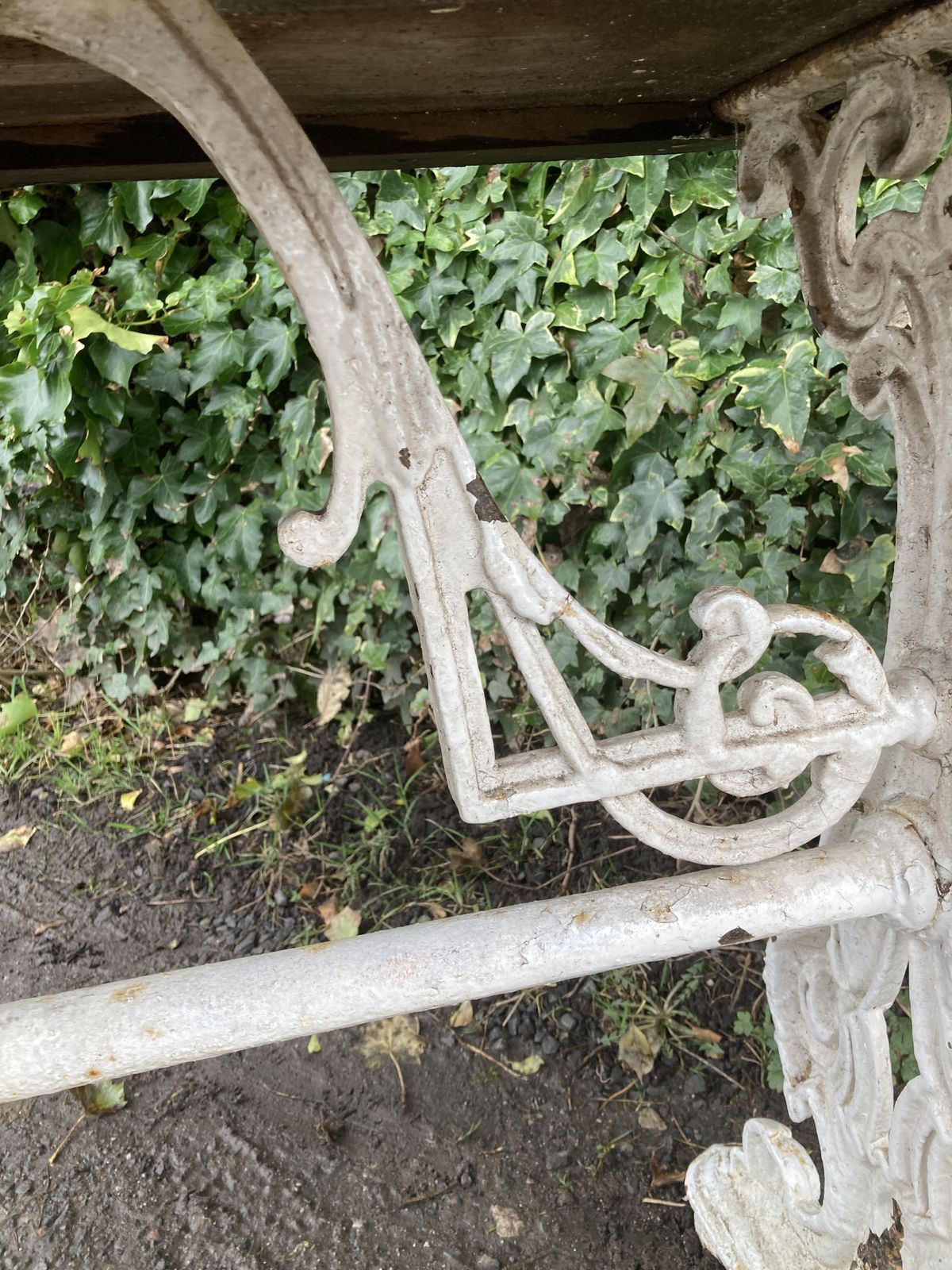 Garden Furniture Victorian White Cast Iron Base, Mahogany Top Garden Table photo