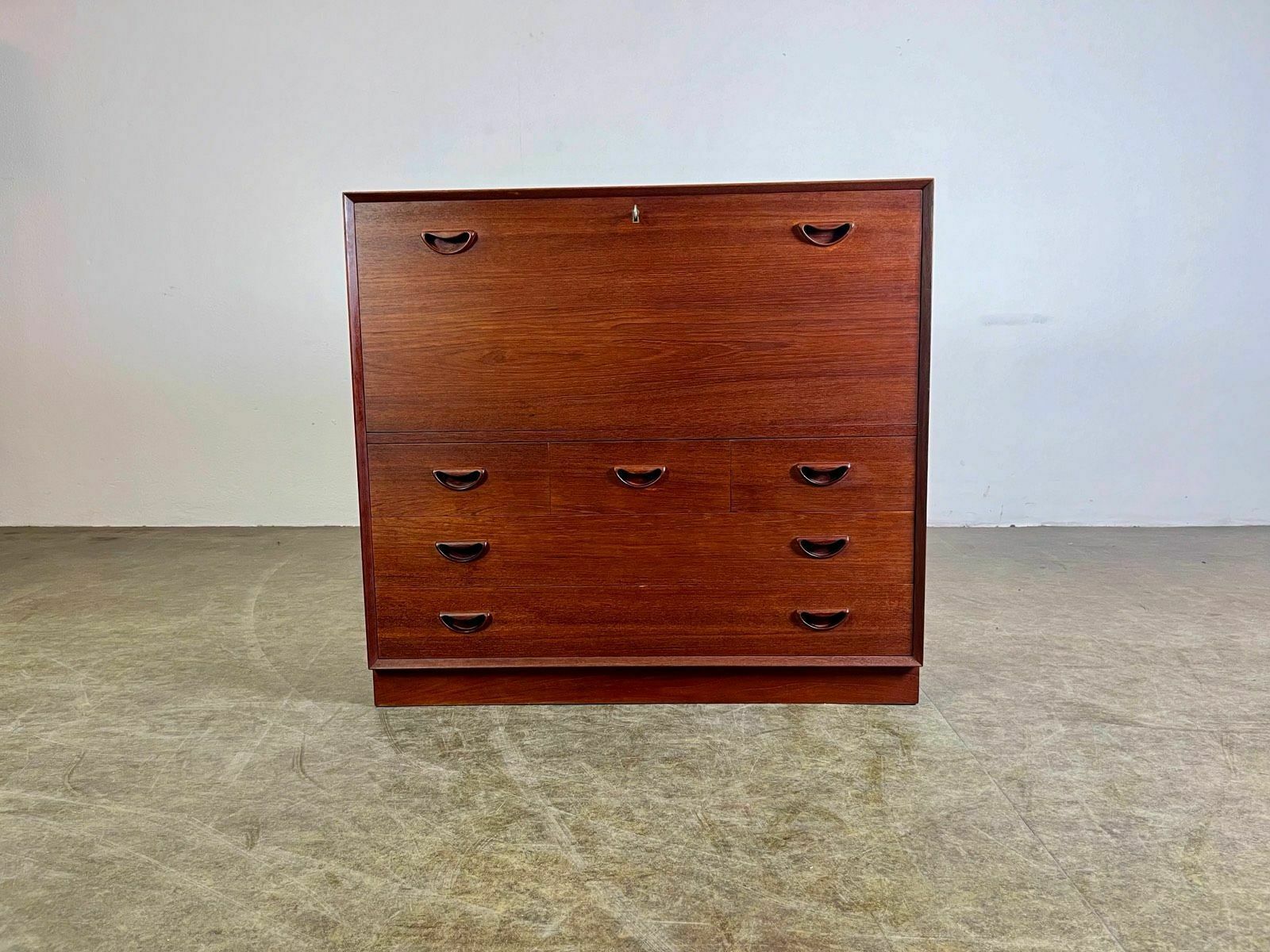 Secretary Peter Hvidt Orla Mølgaard Nielsen Teak Mid Century photo Furniture