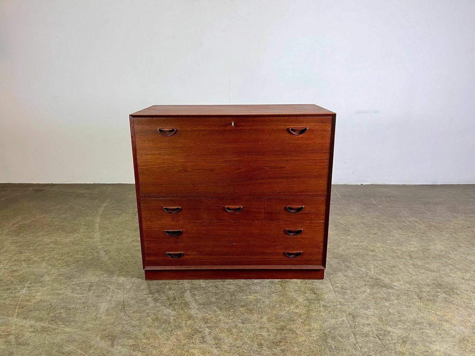 Secretary Peter Hvidt Orla Mølgaard Nielsen Teak Mid Century photo 2350.0