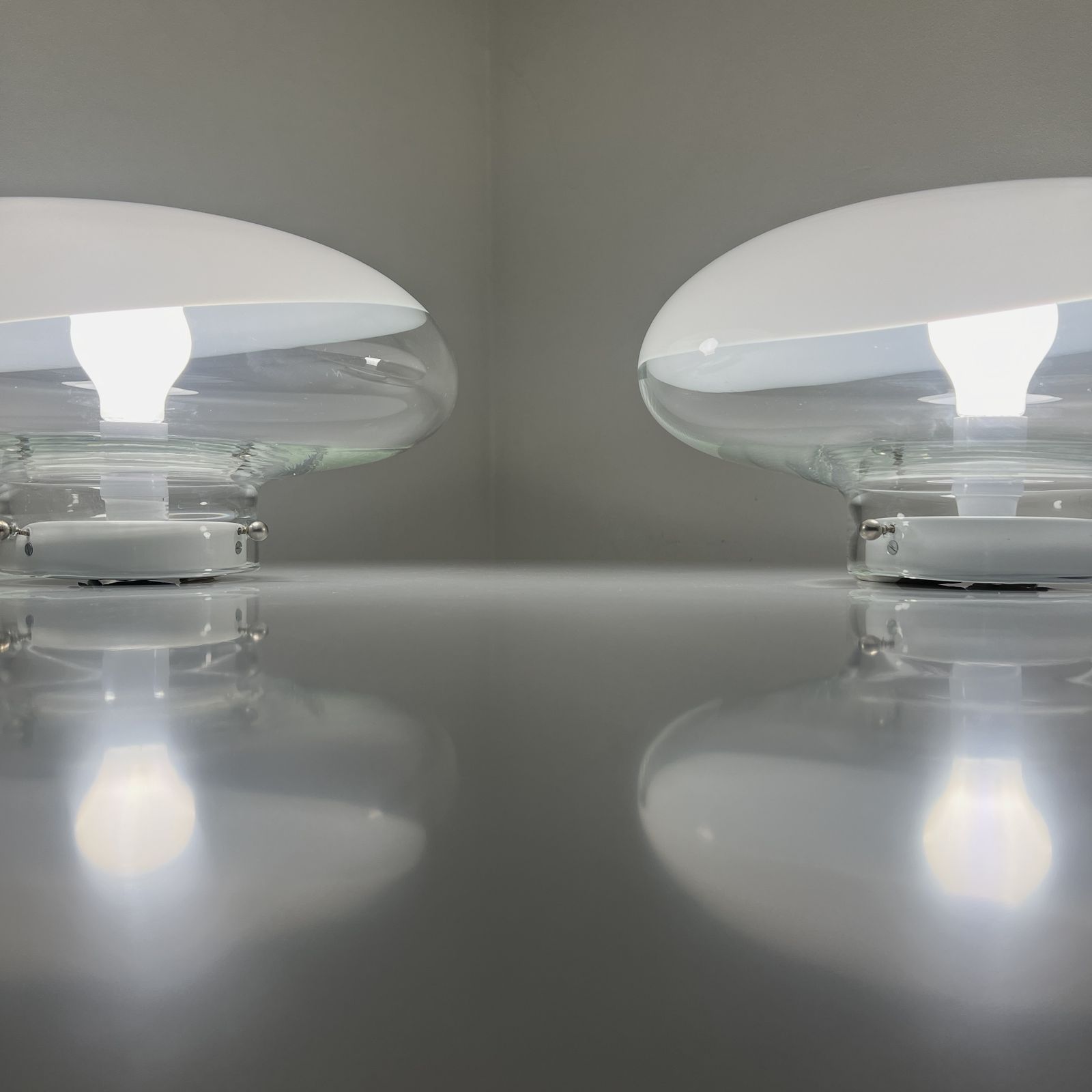 1970s Gill 40 Murano Lamp By Roberto Pamio For Leucos photo buy