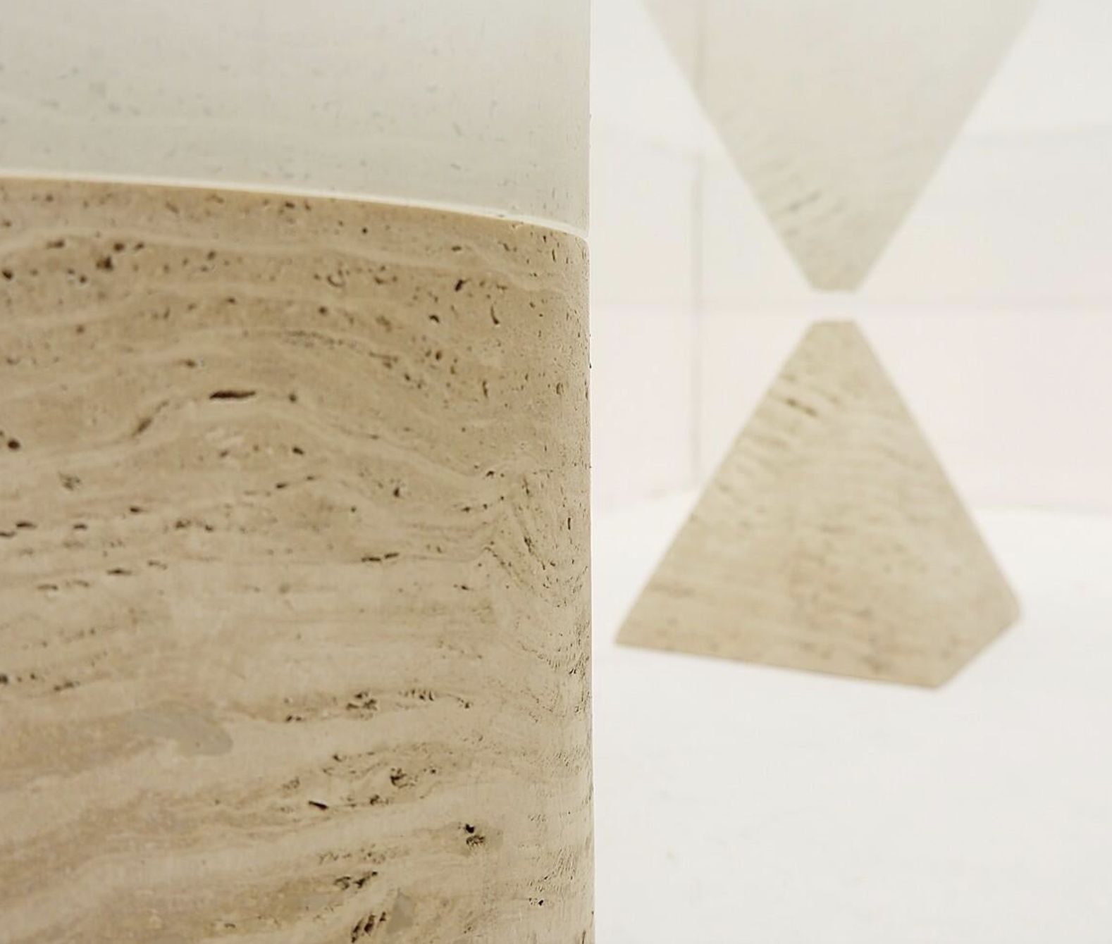 Mid Century “Metaphora” Coffee Table By Massimo And Lella Vignelli, Travertine photo vintage