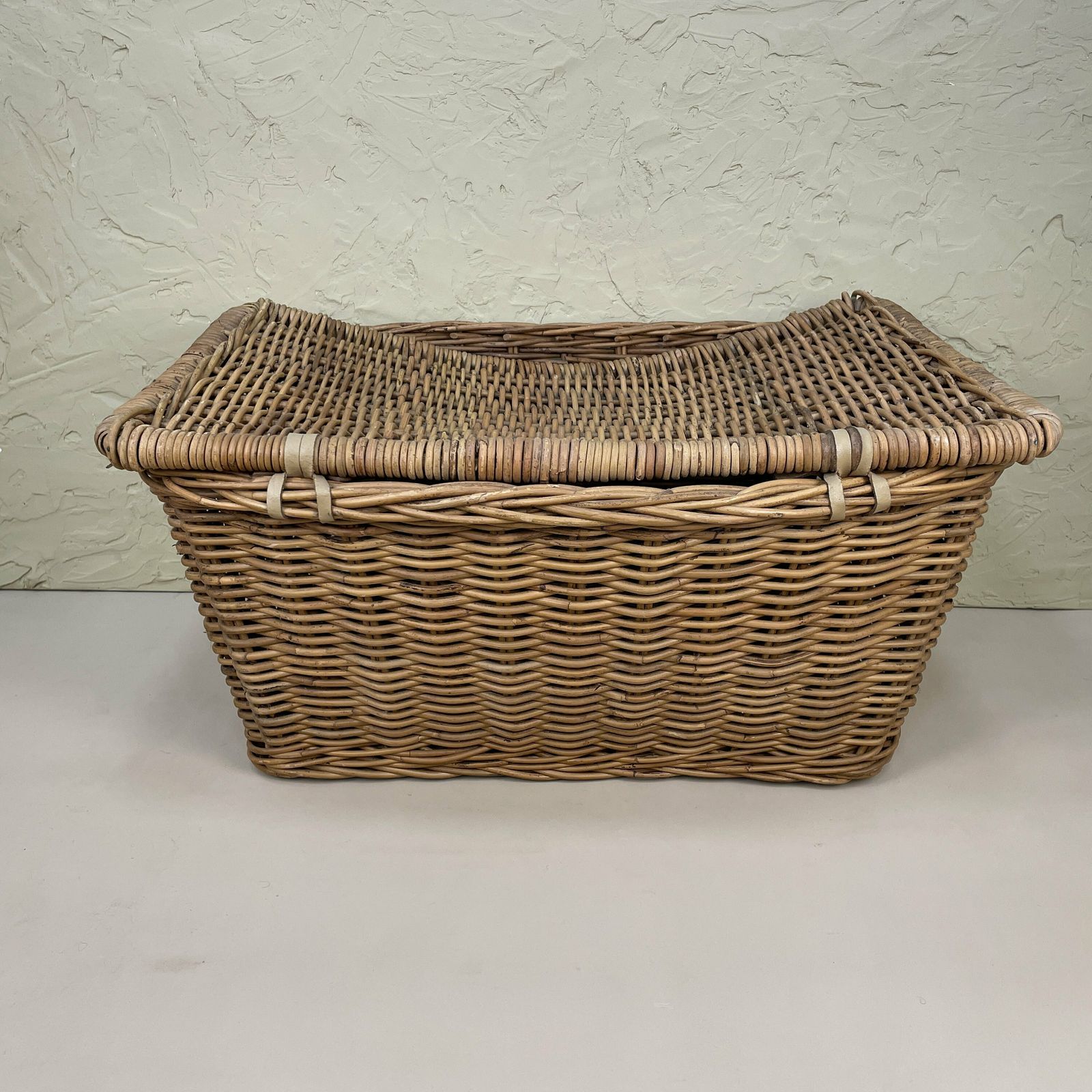Large Rectangle Basket Woven Wicker Brown Antique Storage Lidded Leather Lid Log Toys Tidy Handles Vintage Rectangle Sturdy photo buy