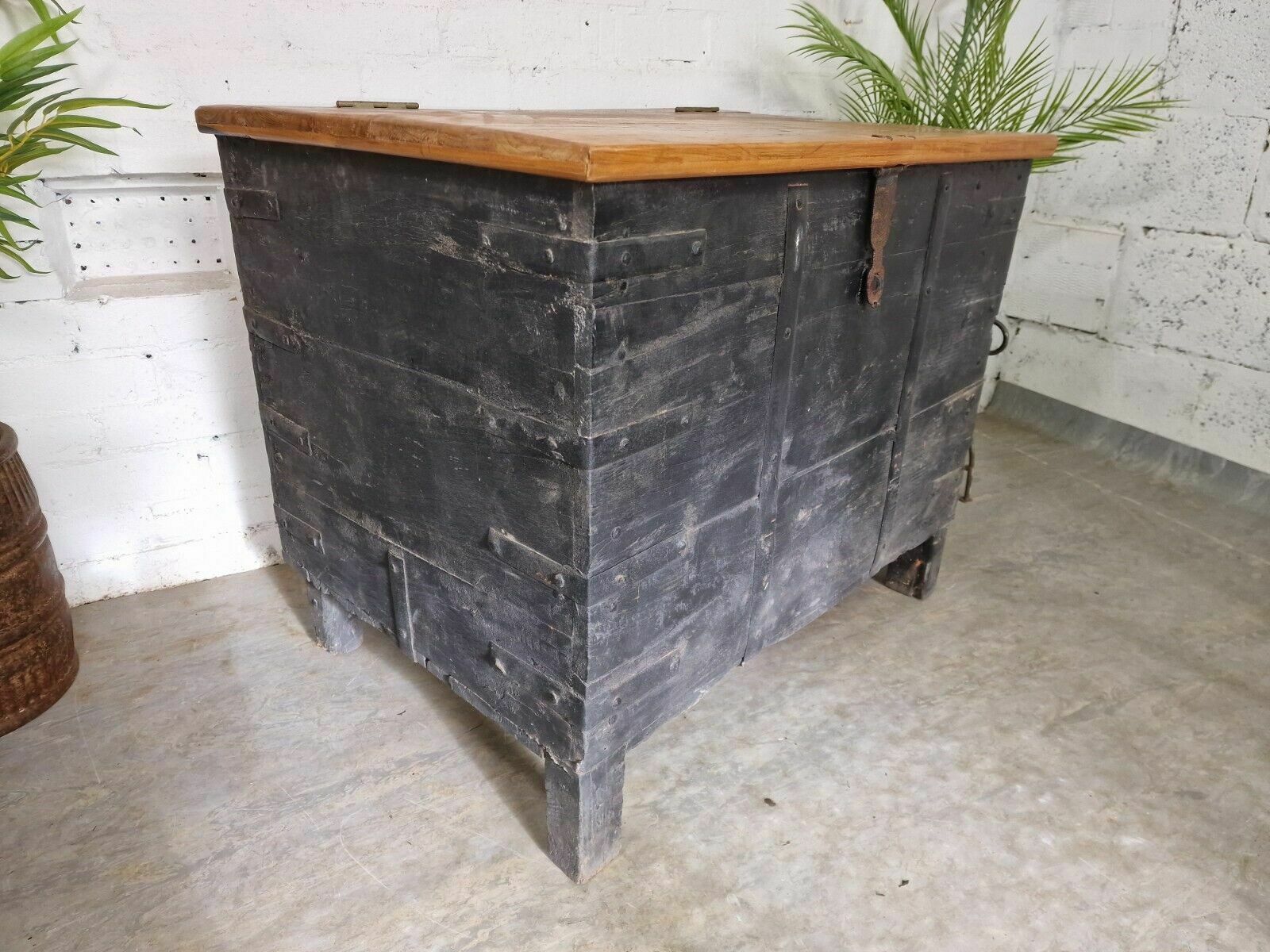 Large Vintage Antique Indian Banded Wooden Dowry Chest Trunk photo 350.0