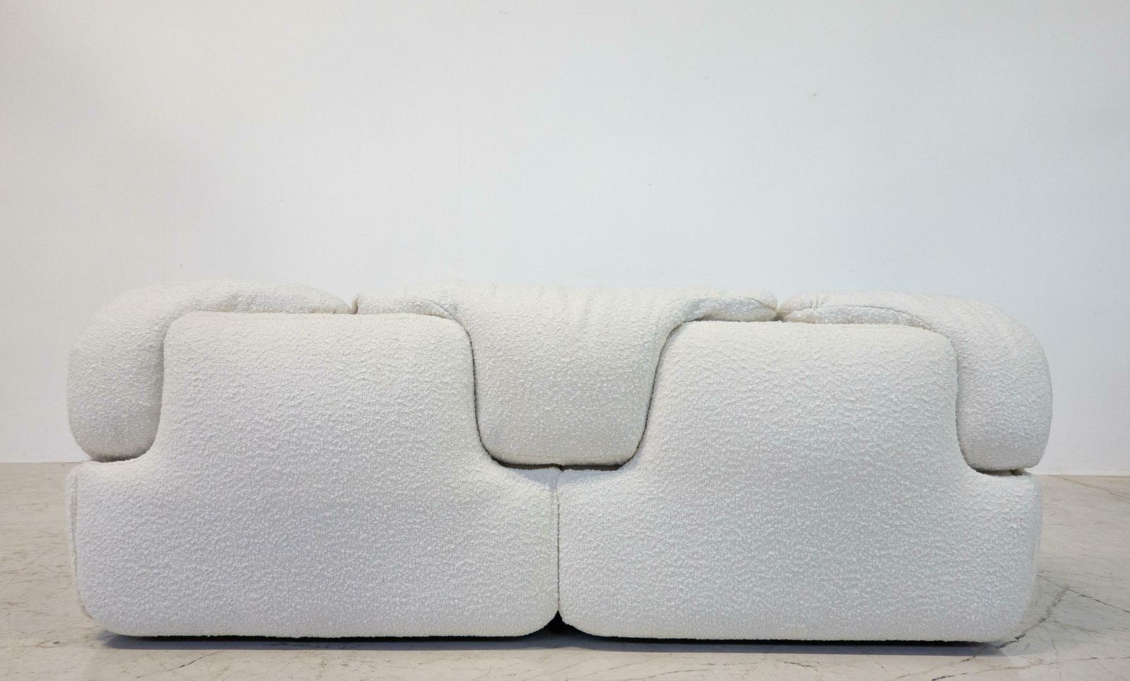 Mid Century Confidential Sofa By Alberto Rosselli For Saporiti, Italy, 1970s photo for sale
