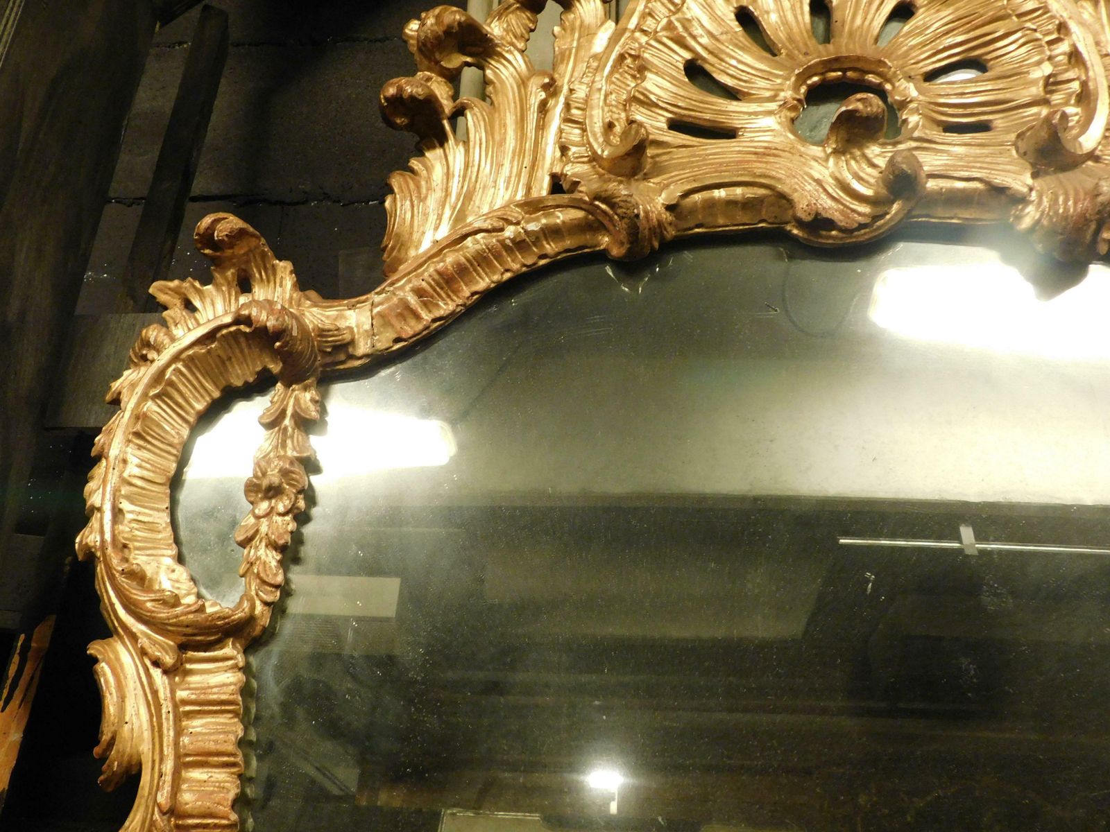 7754.0 Ancient Gilded Wooden Mirror With Richly Carved Cymatium, Italy photo