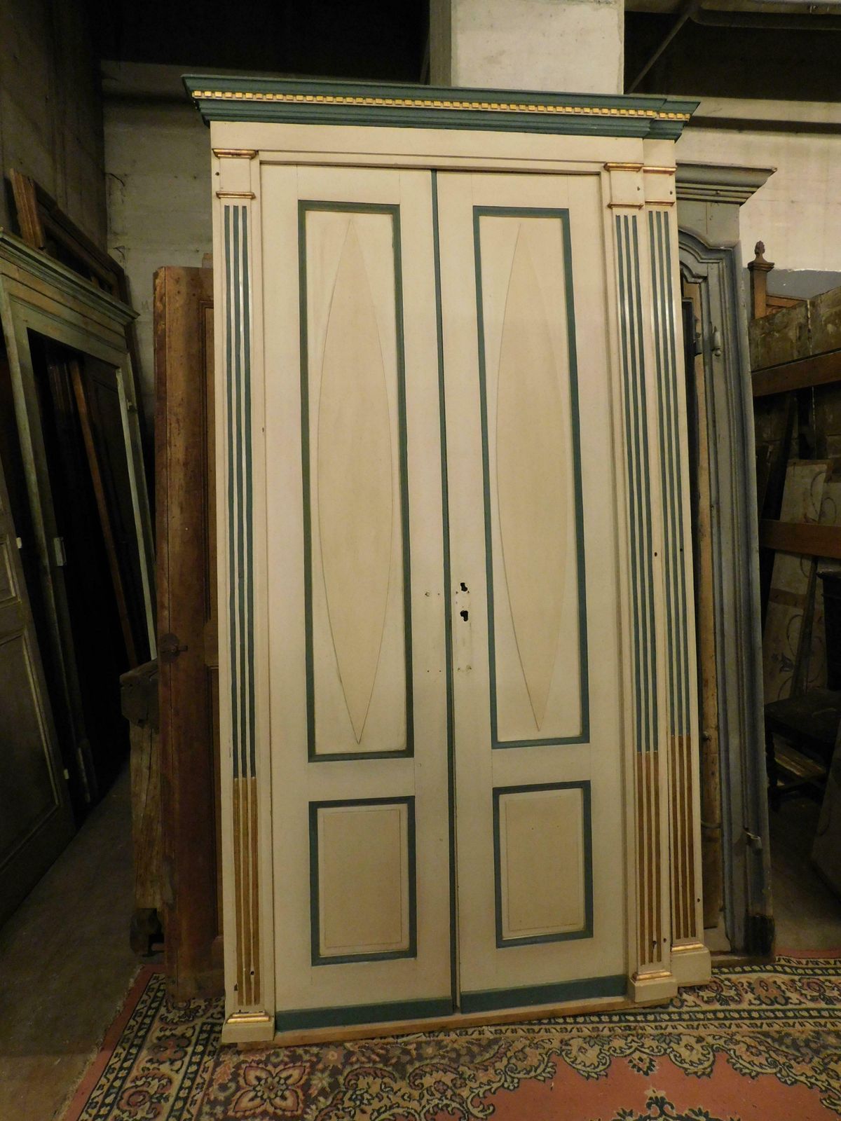 Pair Of Double Wing Doors, Lacquered And Gilded With Frame, Italy photo 4356.0