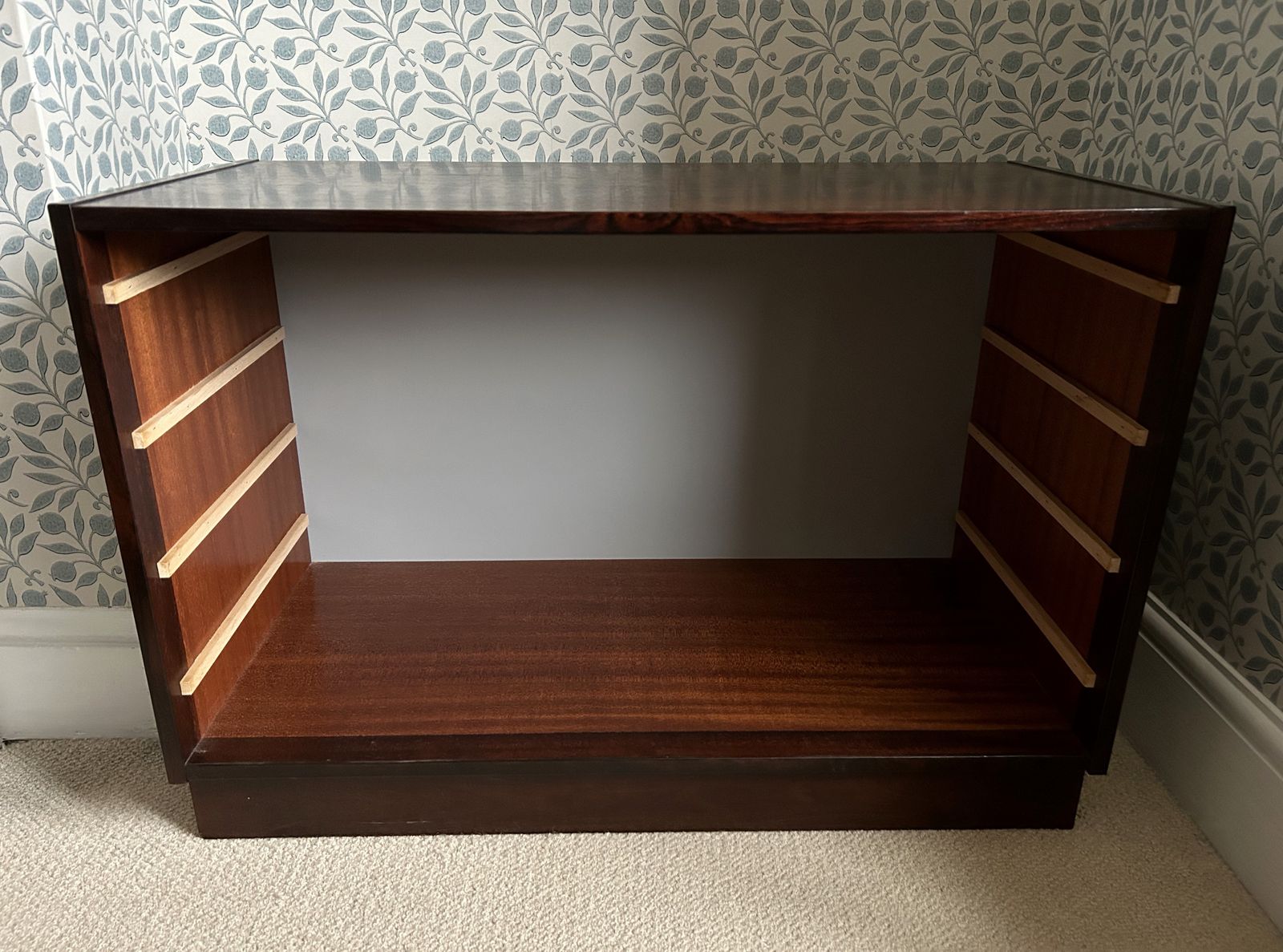 Stunning Rosewood Mid Century 'Danish' Chest Of Drawers C.Late 1950s/Early 1960s photo 475.0