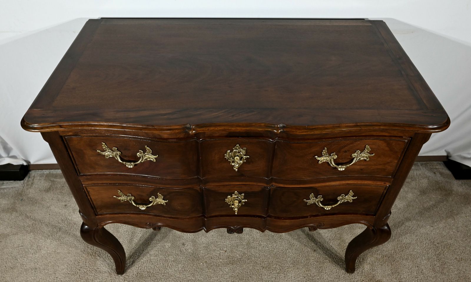 Sauteuse Commode In Amaranth And Mahogany, Louis XV – 18th Century photo Furniture