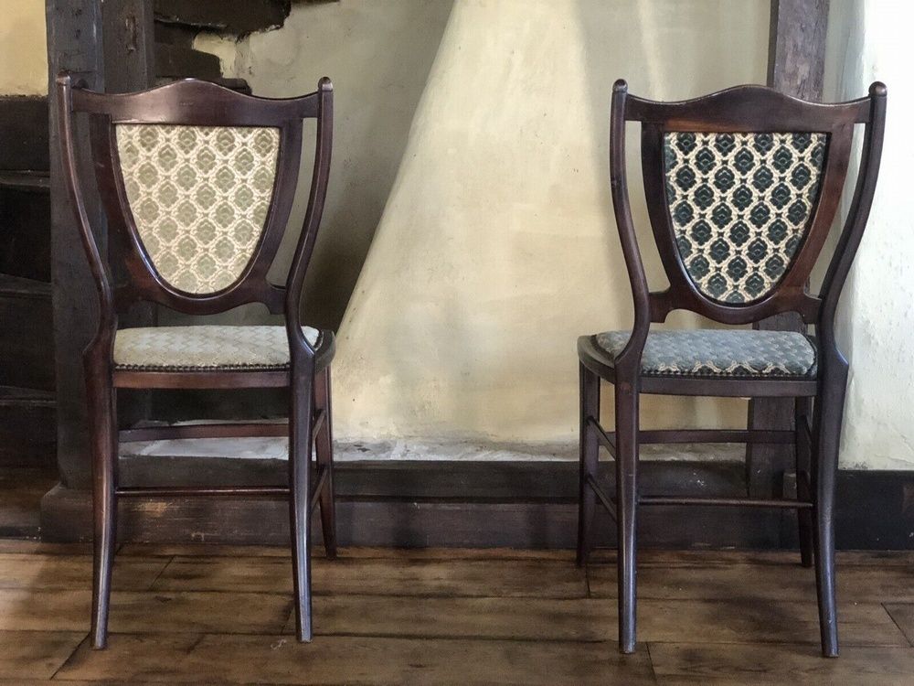 photo furniture Pair Of Edwardian Mahogany & Boxwood Inlaid Period Vintage Green Teal Damask Shield Occasional Hall Bedroom Chairs X 2