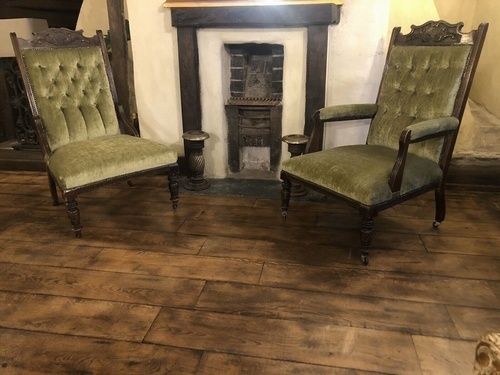 Edwardian Button Upholstered In Green Velvet Gentleman's Reading Fireside Chair. photo vintage