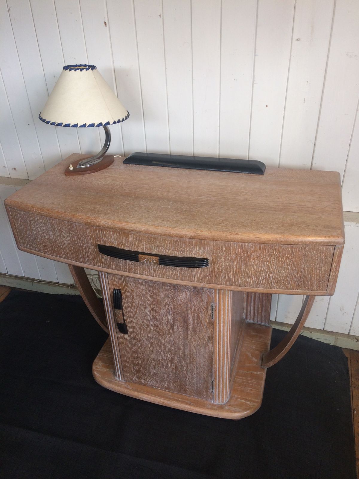 photo furniture Art Deco Style Side Table, 1950s