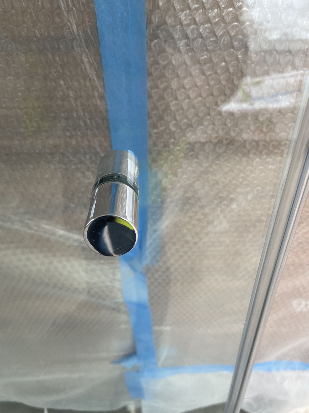 Home Fixtures Clear Glass Shower Door photo