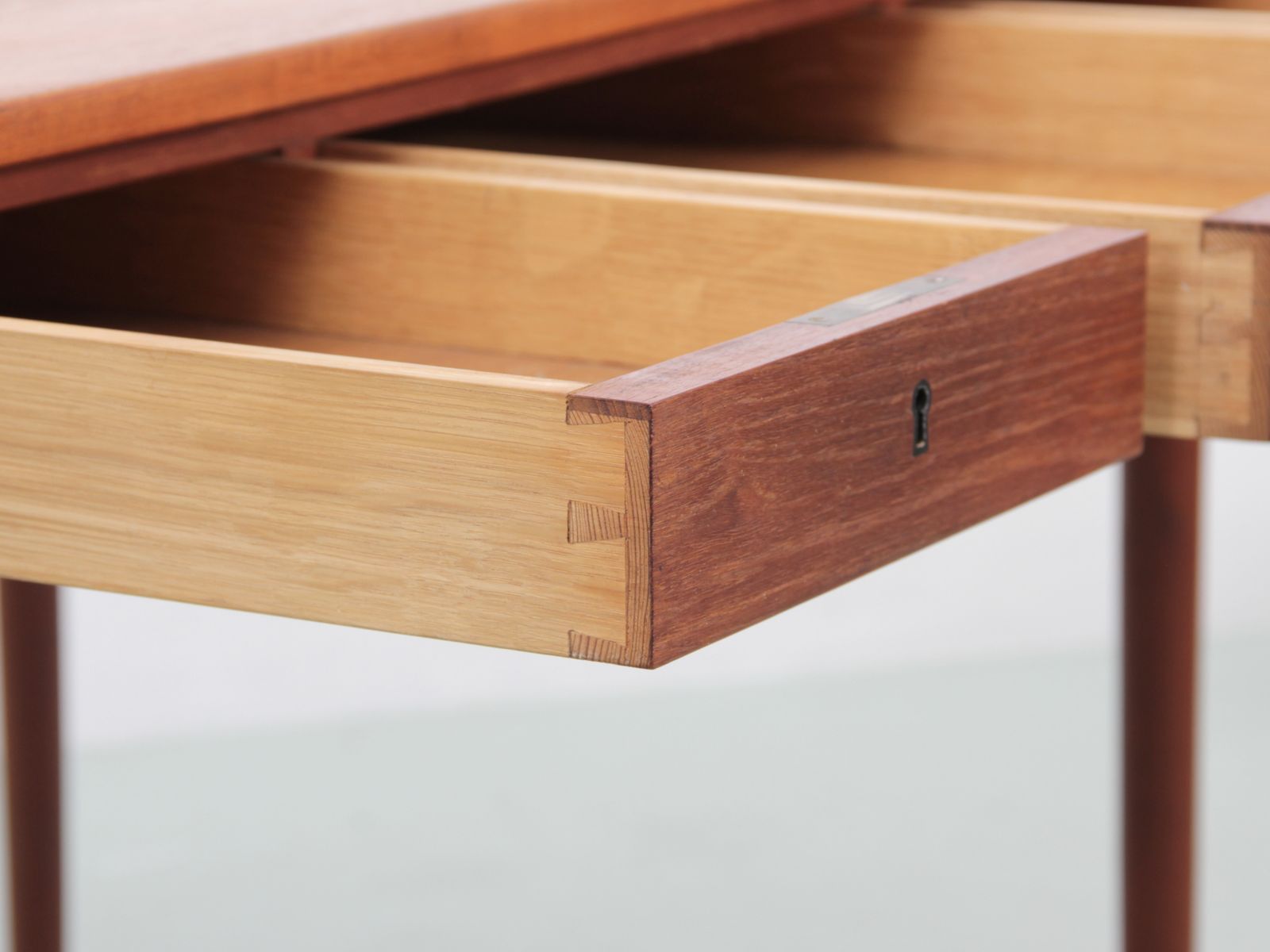 photo furniture Mid Modern Danish Standing Desk In Teak Hans Wegner Style