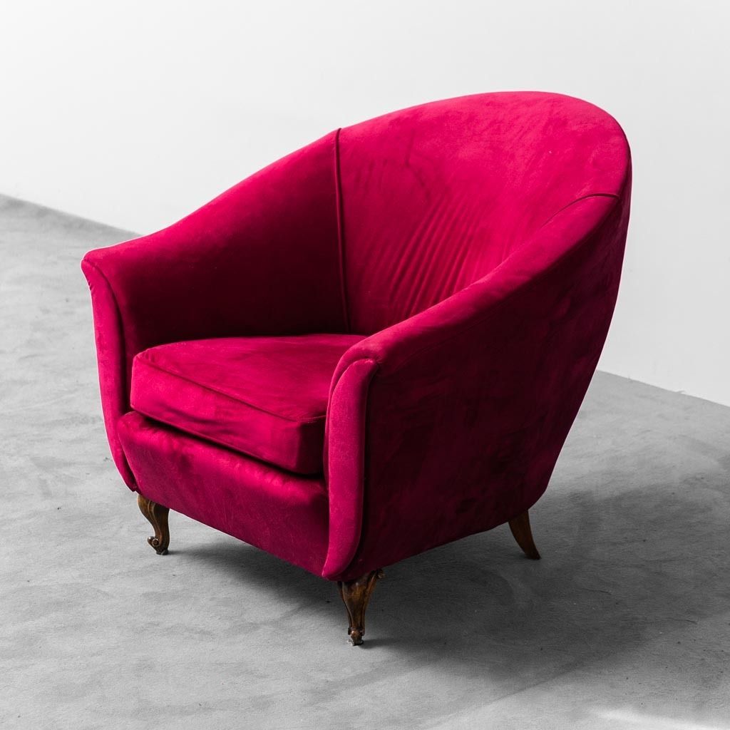 photo furniture Pair Of Modern 1950s Vintage Red Velvet Armchairs