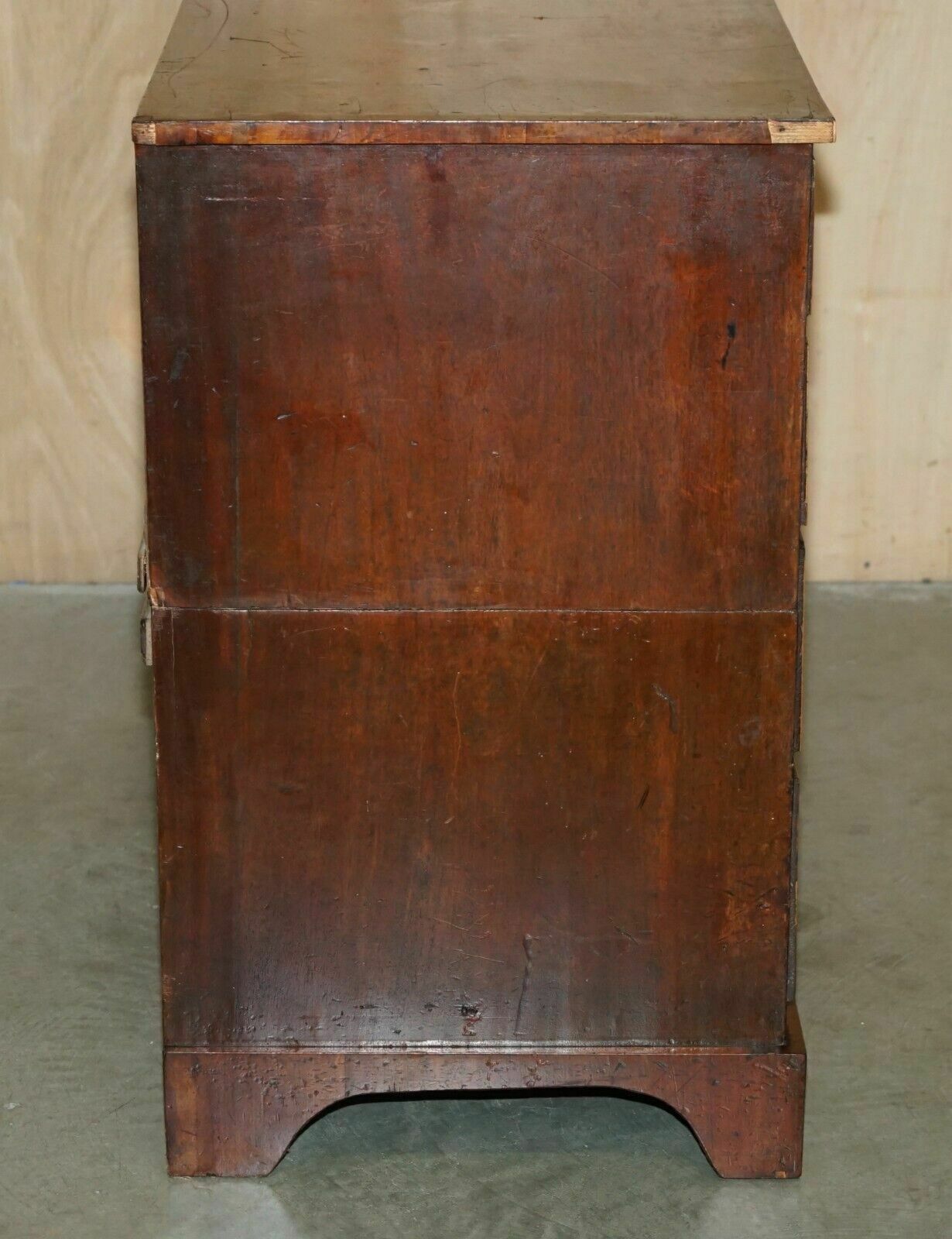 4950.0 Antique George III Bachelors Chest Of Drawers Attributed To Gillows Of Lancaster photo