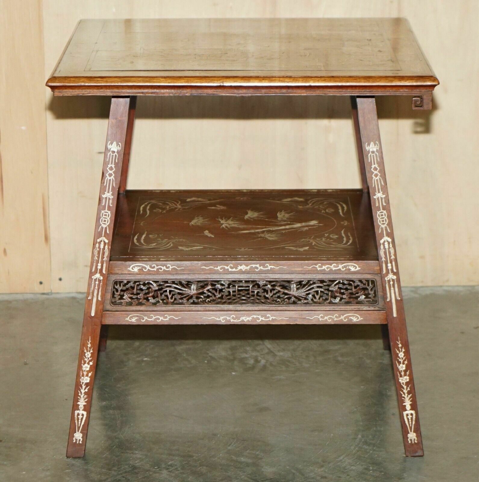 photo vinterior Antique Circa 1900 Ornately Carved And Heavily Inlaid Chinese Occasional Table