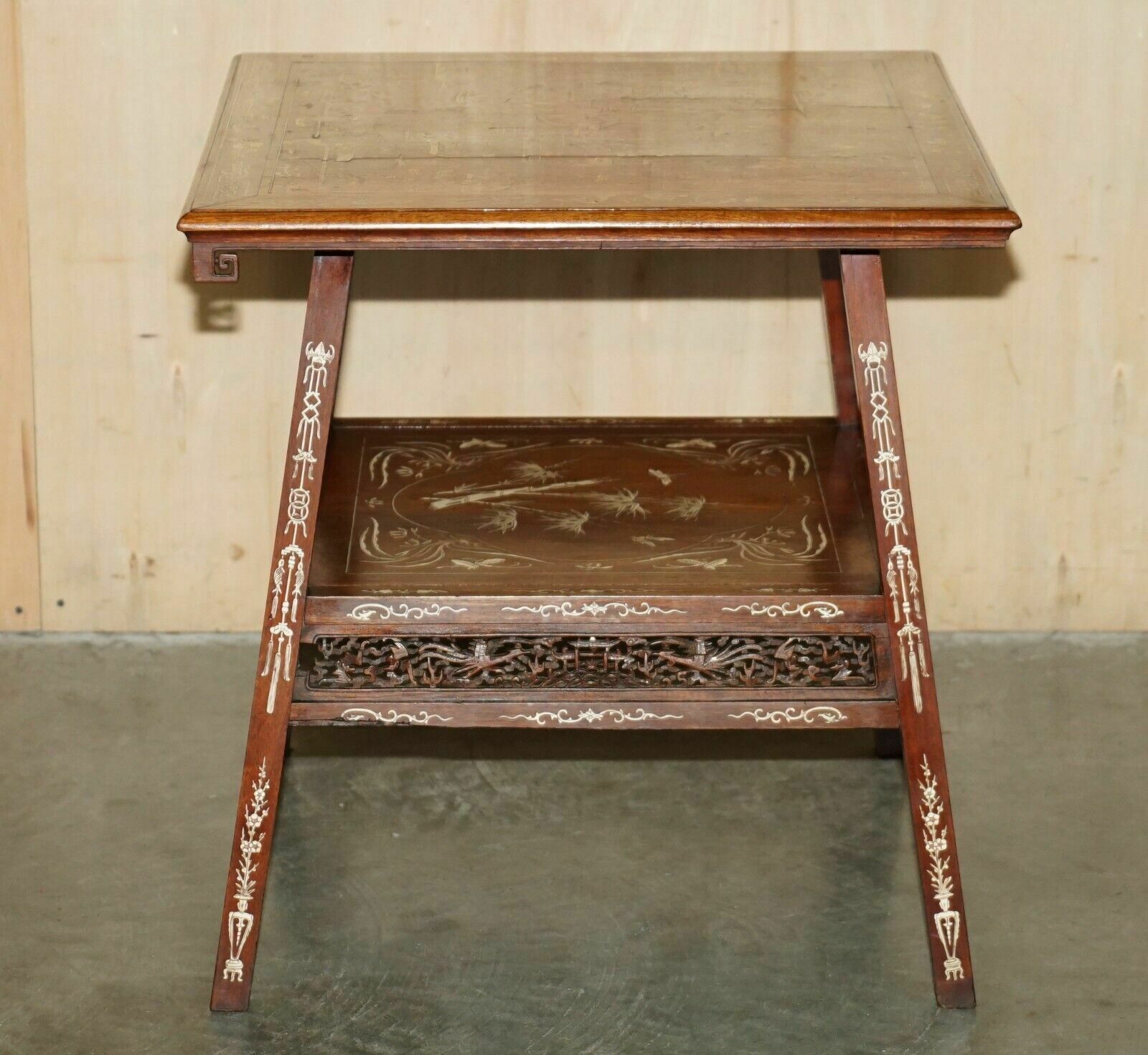 photo vintage Antique Circa 1900 Ornately Carved And Heavily Inlaid Chinese Occasional Table