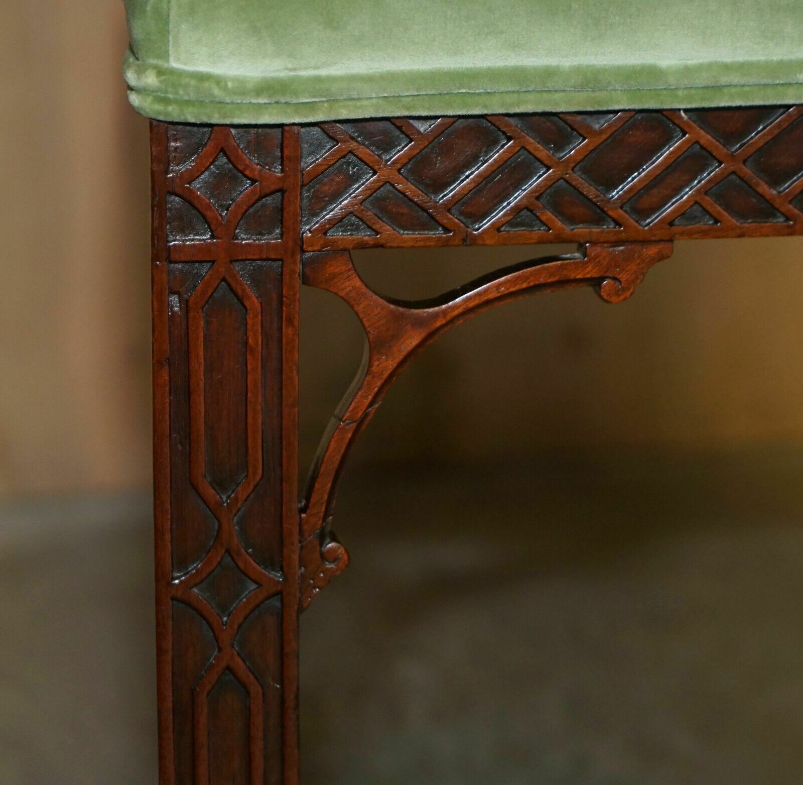 Furniture Sublime Pair Of Antique Victorian Thomas Chippendale Ornately Carved Side Chairs photo