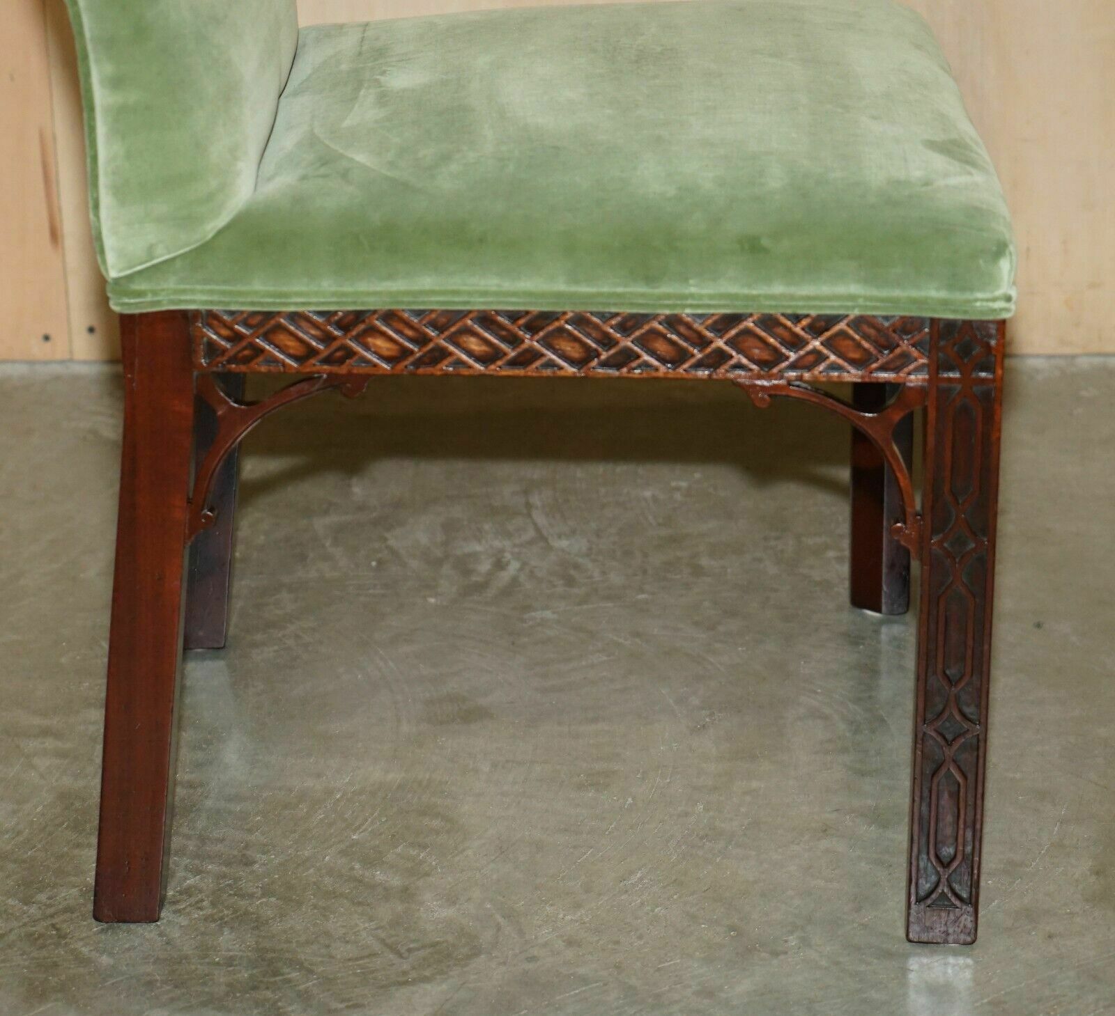 photo vintage Sublime Pair Of Antique Victorian Thomas Chippendale Ornately Carved Side Chairs