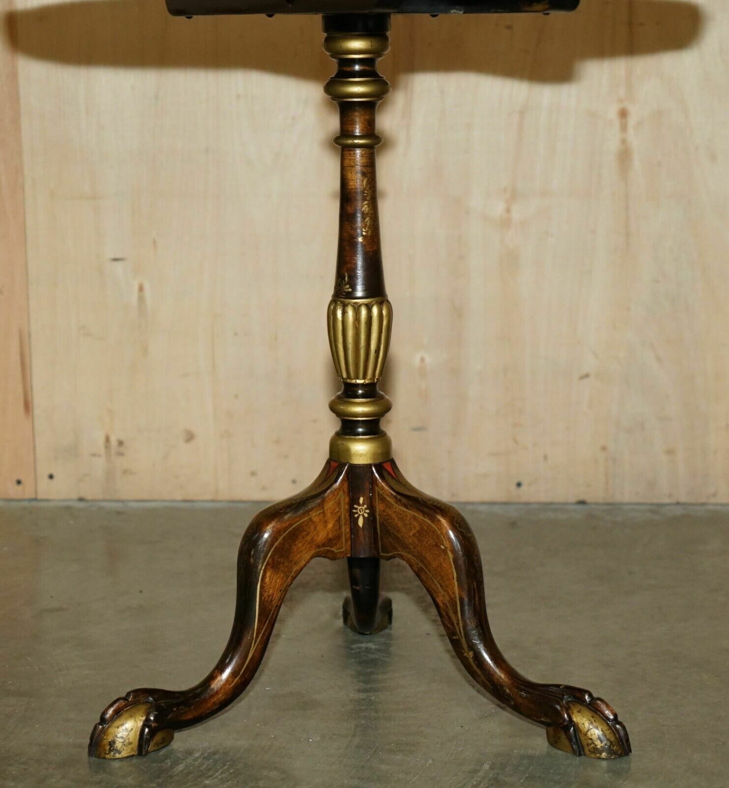 1350.0 Antique Circa 1900 Chinese Chinoiserie Tilt Top Side End Table Claw & Ball Feet photo