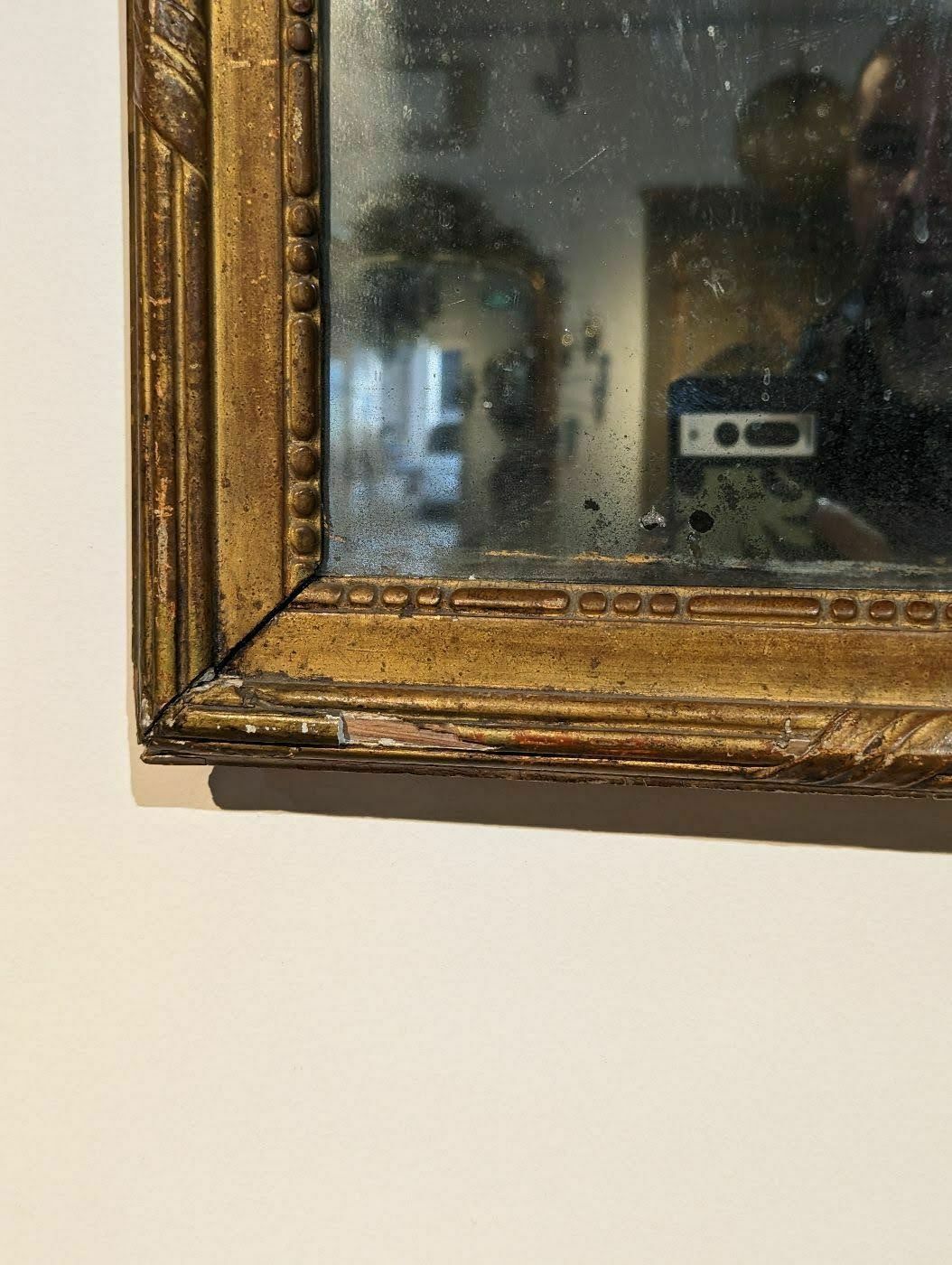 Small Louis XVI Period Mirror In Gilded Wood photo vinterior