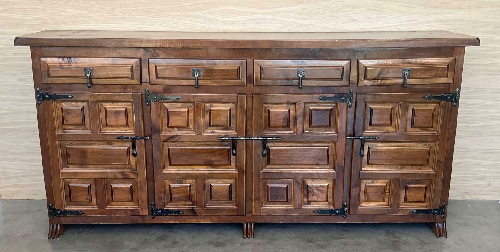 Grand buffet baroque catalan en chêne sculpté de style toscan, XIXe siècle photo furniture