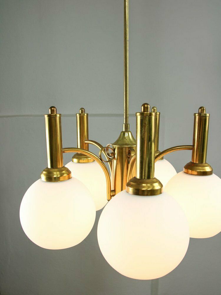 photo vintage Mid Century Italian Brass And Opaline Chandelier