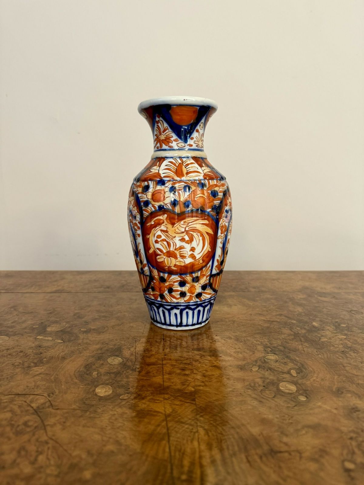 Lovely Quality Antique Japanese Imari Vase photo vinterior