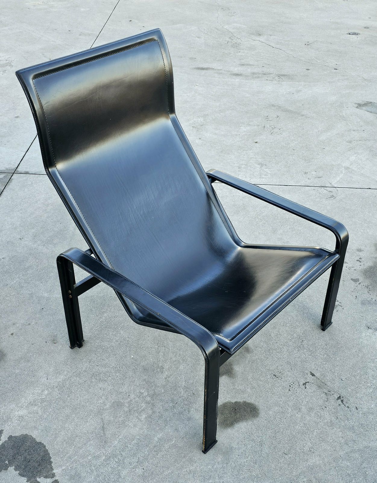 Postmodern Lounge Chair Golfo Dei Poeti In Black Leather By Jacques Toussaint And Patrizia Angeloni For Matteo Grassi / Made In Italy 1970s photo furniture