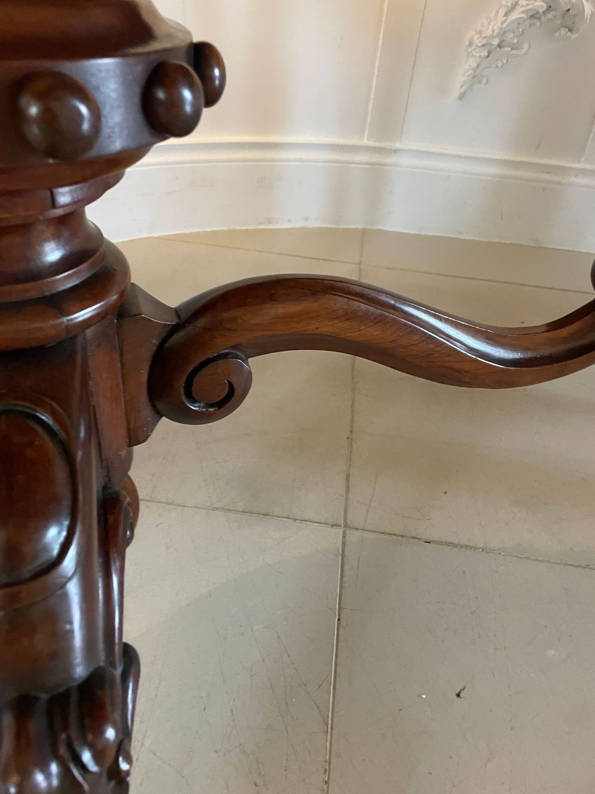 5795.0 Outstanding Quality Large Antique 19th Century Rosewood Dining Table photo