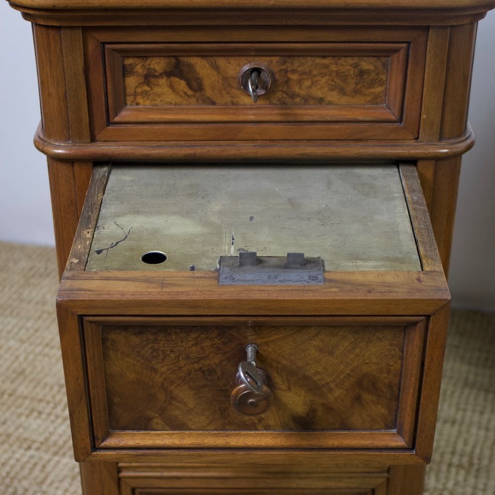 1548.0 Pair Of Continental Walnut Bedside Chests photo