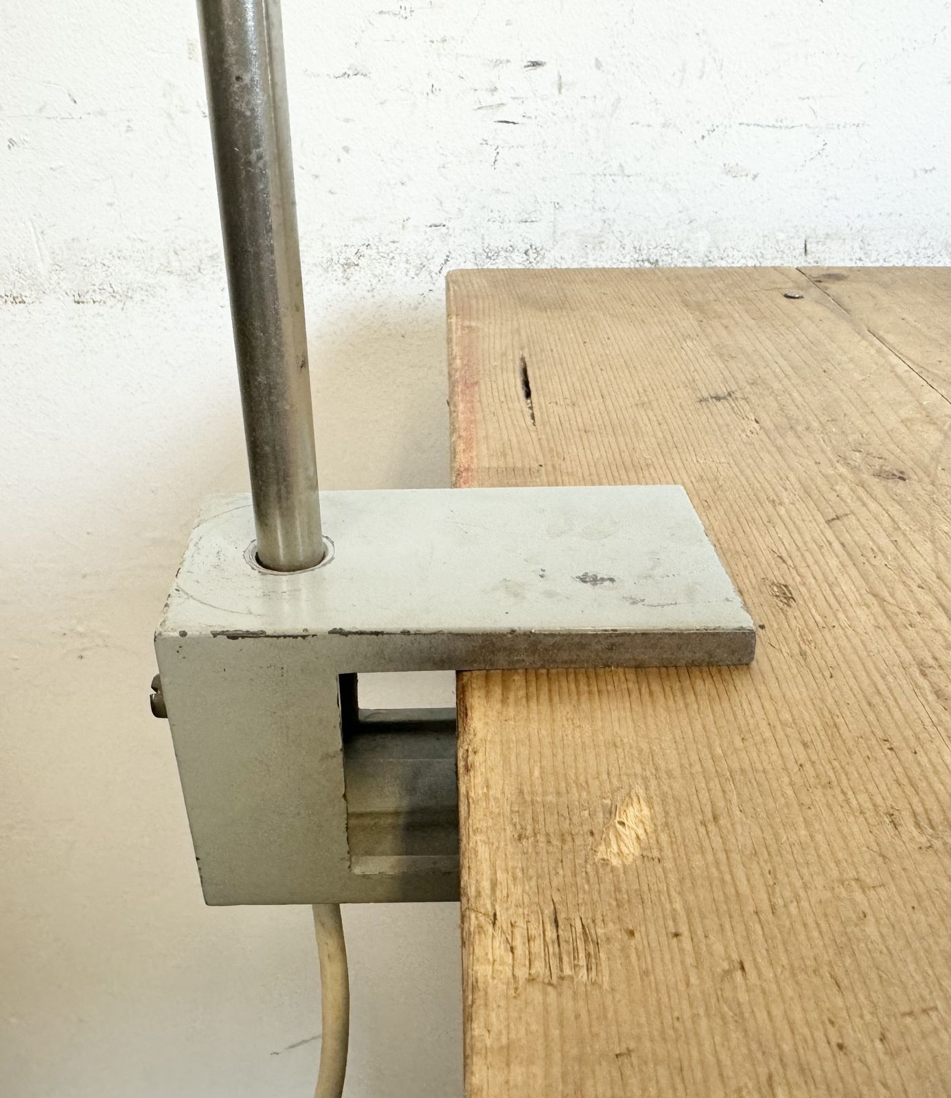 photo vinterior Grey Industrial Factory Office Desk Lamp From Elektrosvit, 1970s