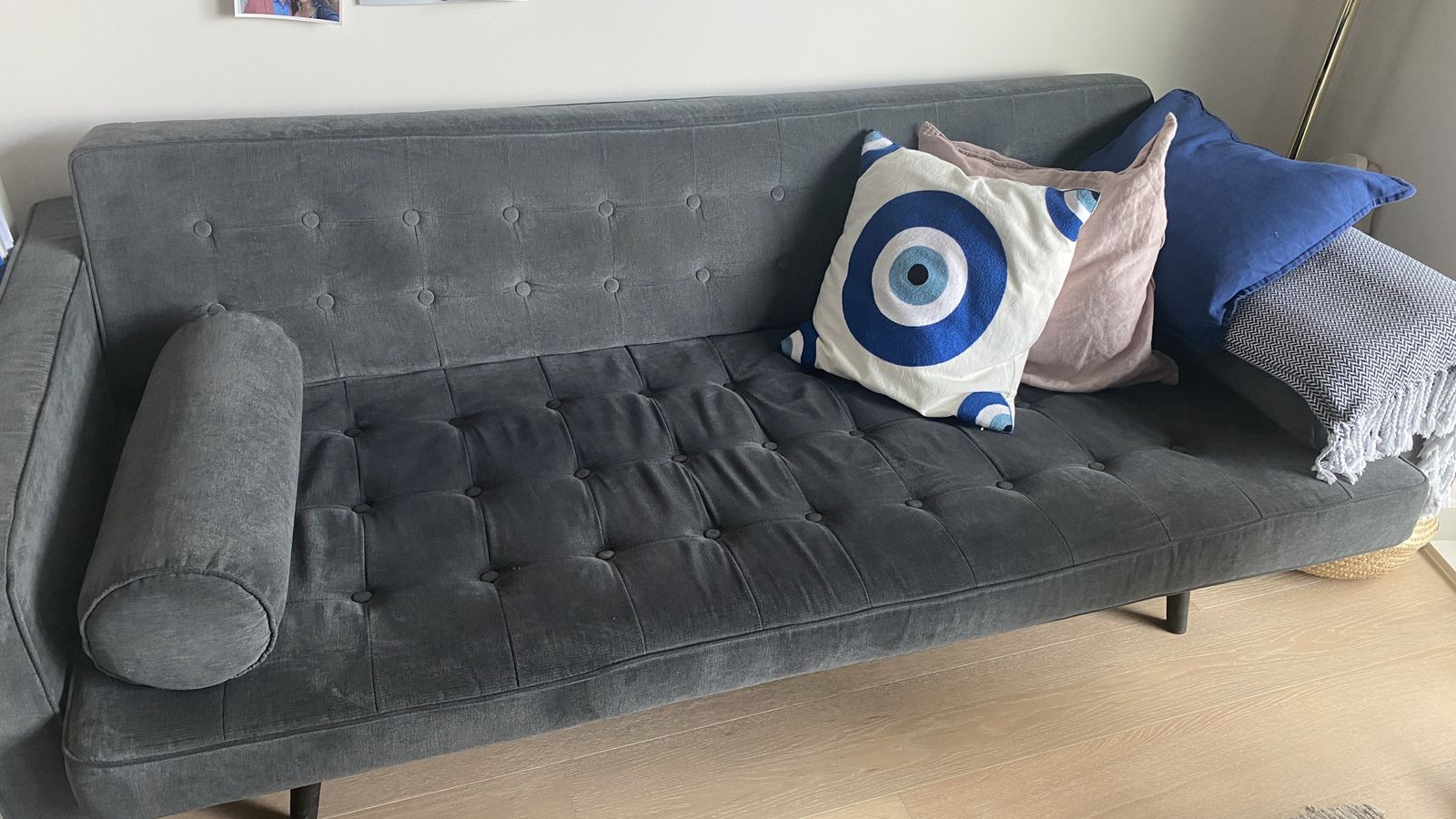 David Phillips 2.5 Seater Sofa   Like New photo Furniture