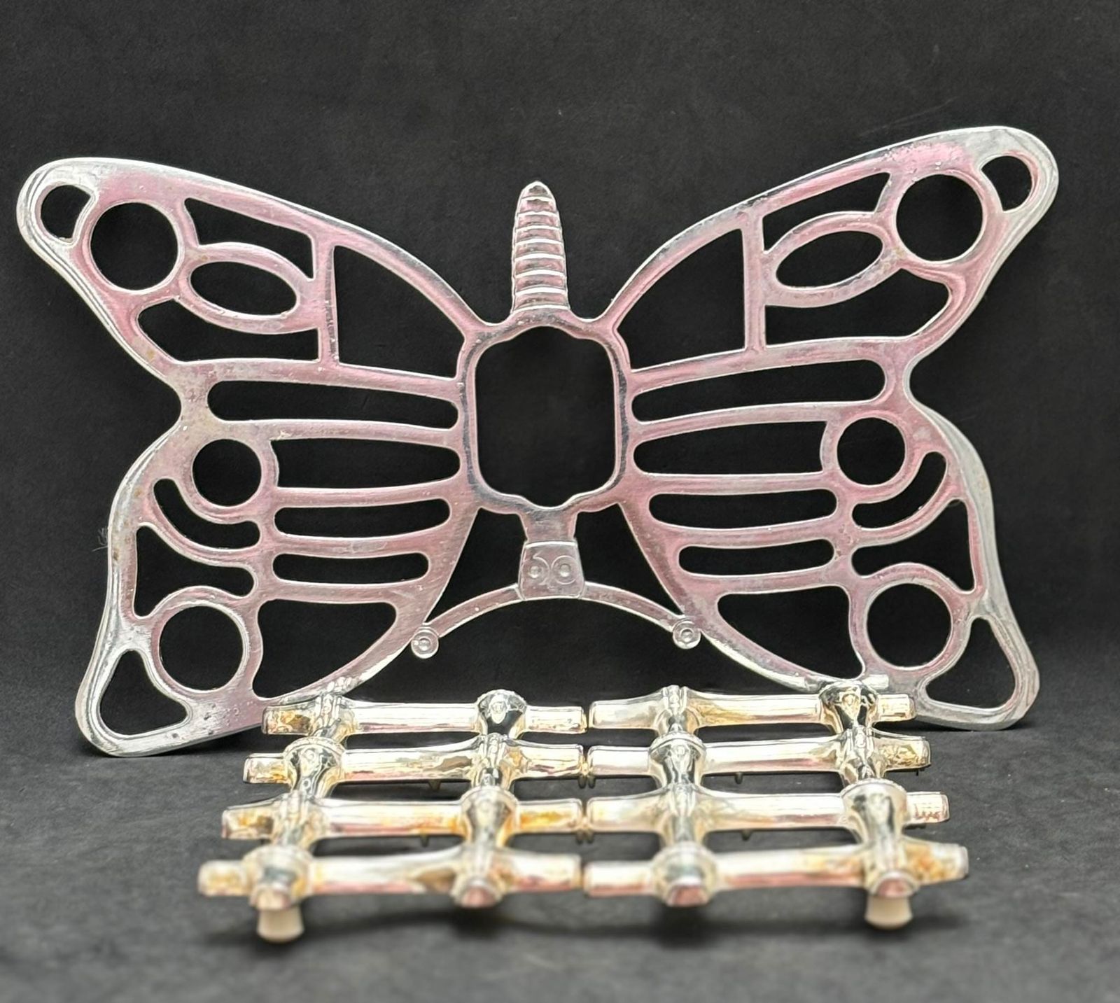 Trivet Metal Lot De 2 Trivets Vintage, 1 Bamboo Tramontina 1 Butterfly San Marco Adjustable Trivet photo vinterior