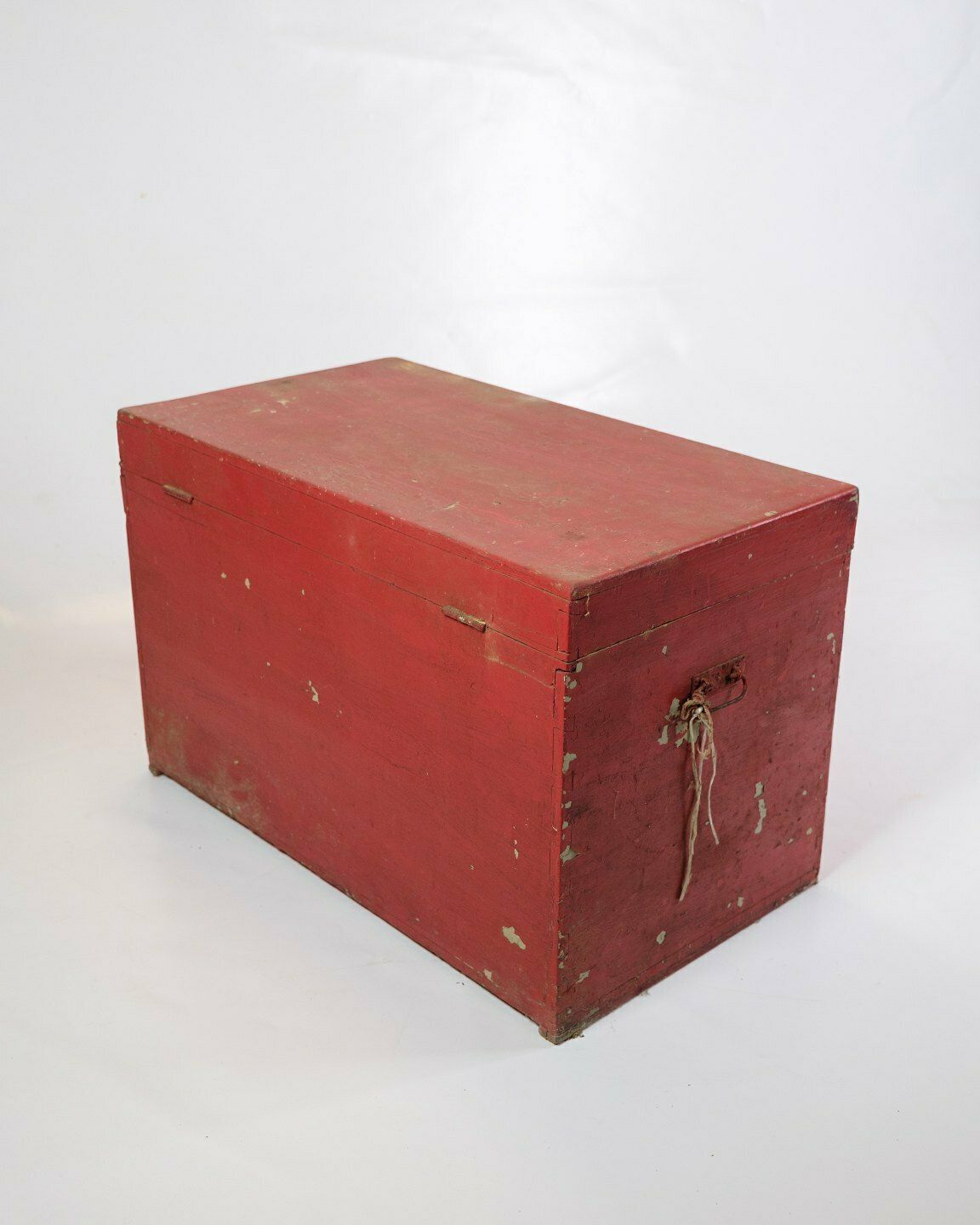 Antique Red Painted Chest  With Storage Space From 1830 photo vinterior