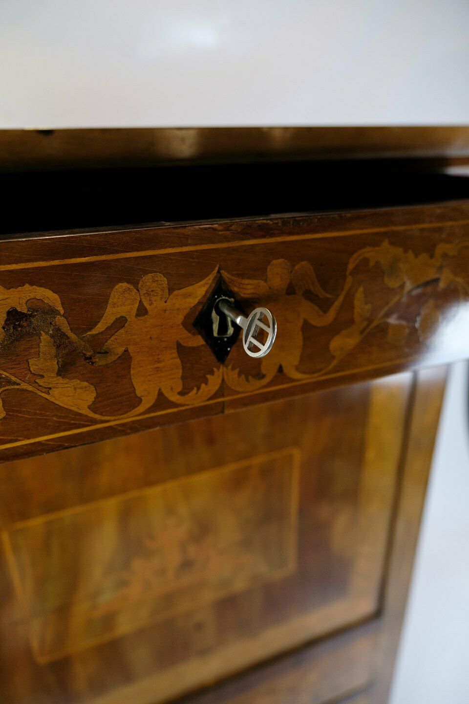Secretary Empire Style In Hand Polished Mahogany With Intarsia From 1820 photo 2735.0
