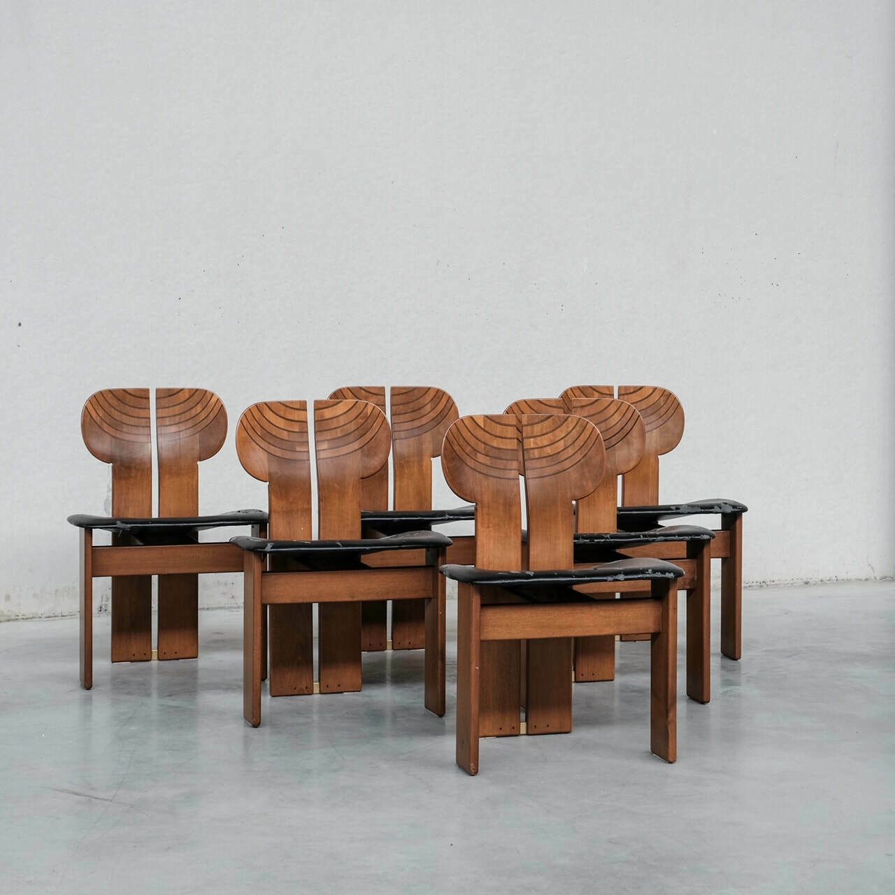 photo vintage Set Of Six 'Africa' Mid Century Italian Dining Chairs By Scarpa