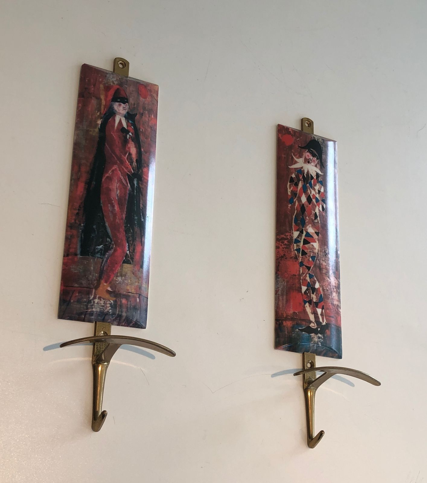 photo vintage Pair Of Coat Hooks Representative Characters From Comedia Del Arte In The Taste Of Piero Fornasseti