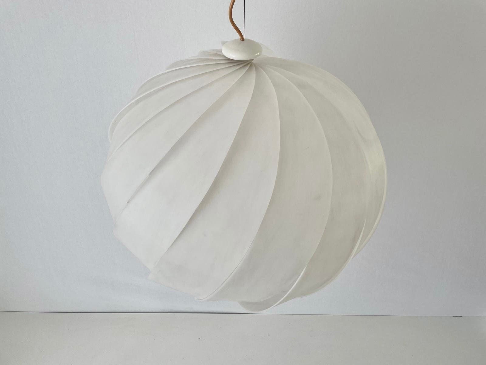 Italian Rare Xxl Pop Art Space Age Ceiling Lamp By Emanuele Ponzio For Guzzini , 1960s, Italy