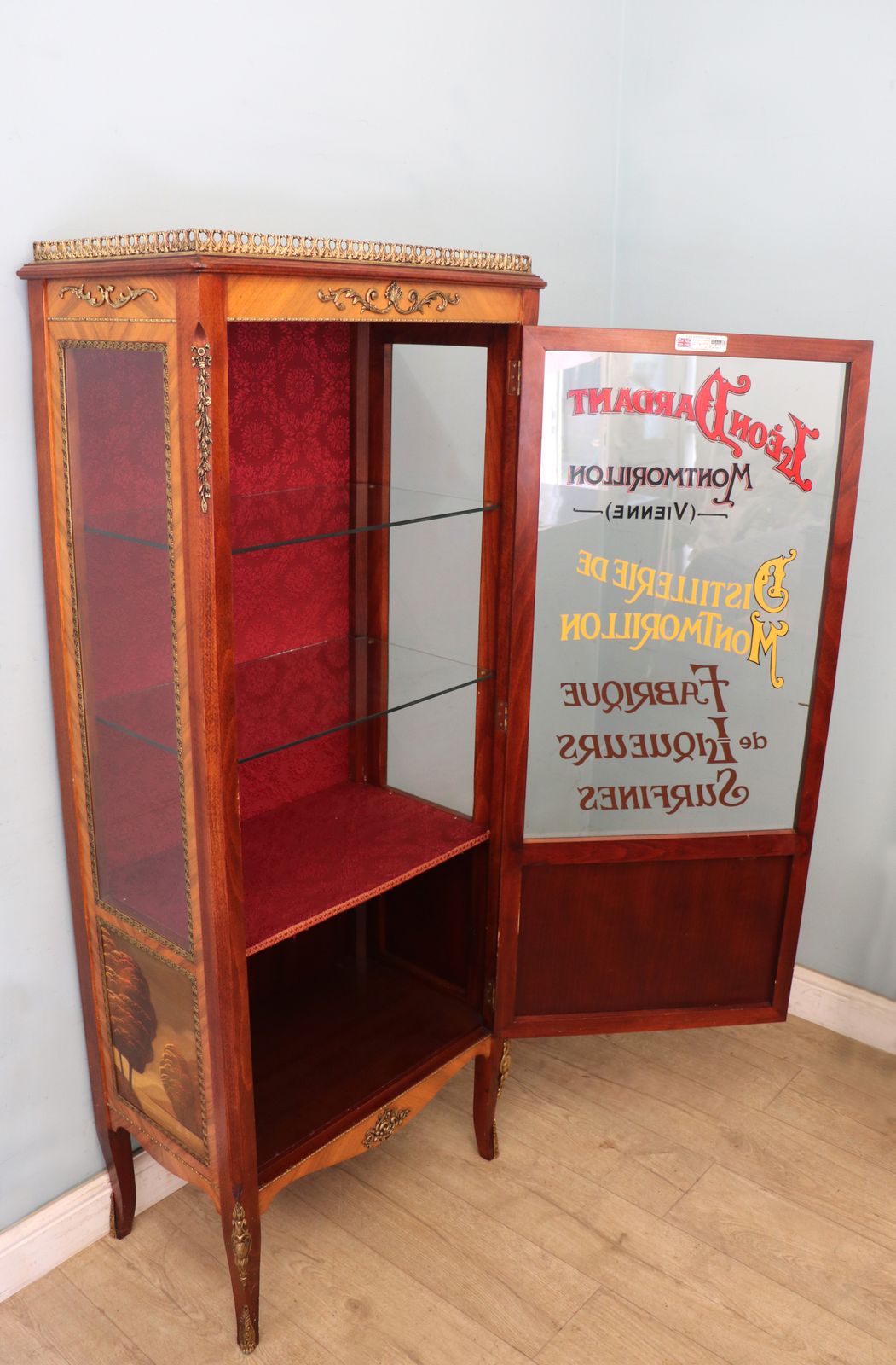 A Wonderful 20th Century Vernis Martin Vitrine Type Display Cabinet. photo vinterior