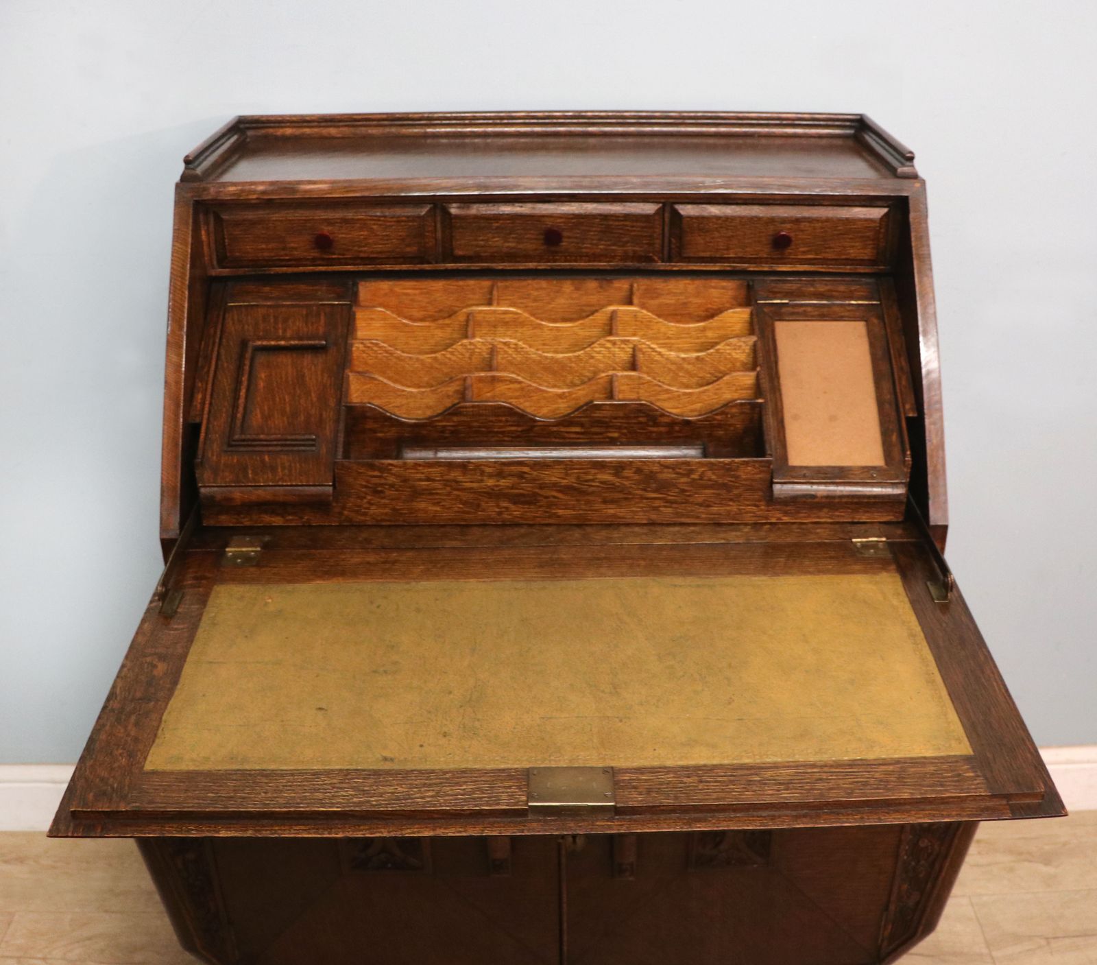 photo vinterior A Most Unusually Configured Oak Veneered Bureau.