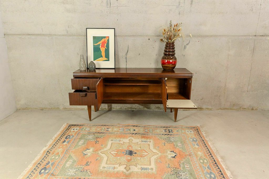 Mid Century Teak Tola Sideboard photo vinterior