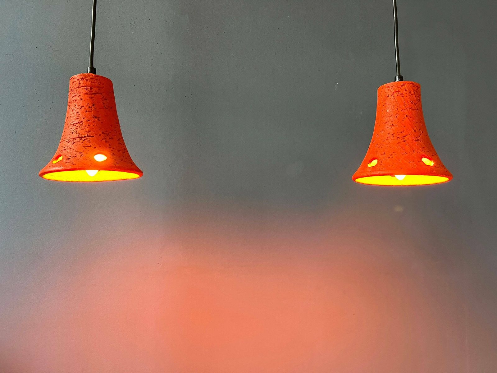 2 Oranje Retro Keramieken Hanglampen photo furniture