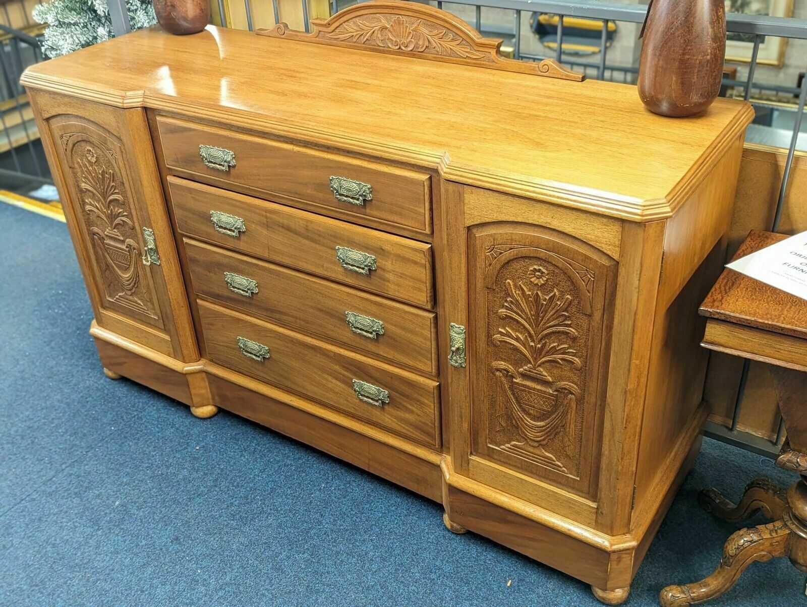 Victorian Mahogany Reverse Breakfront Sideboard photo furniture