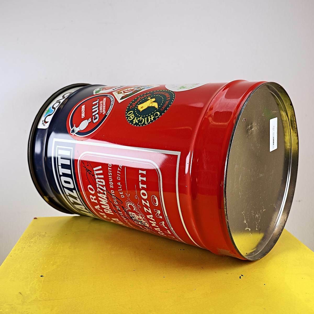 Amaro Ramazzotti Vintage Tin Bin photo Woonaccessoires