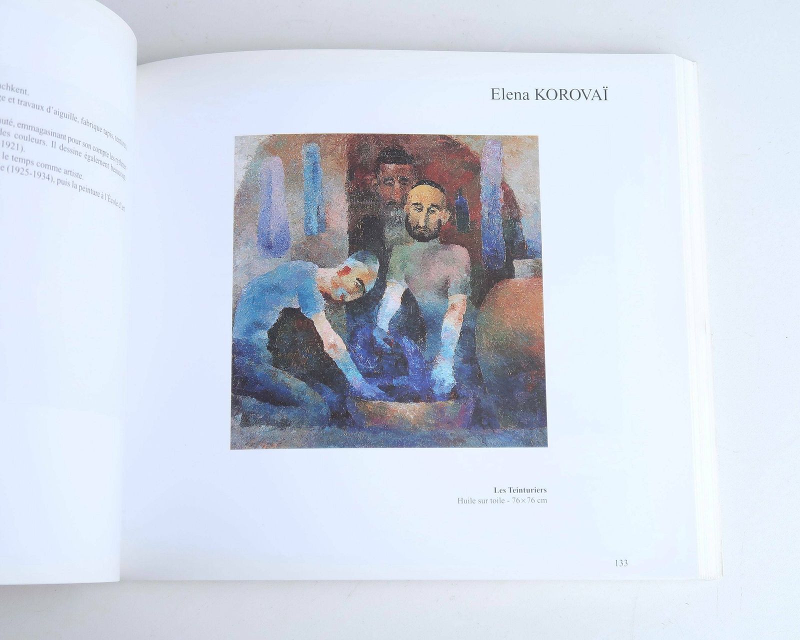 Book : Les Survivants Des Sables Rouges, Art Russe Du Musée De Noukous, Ouzbékistan 1920 1940 photo furniture