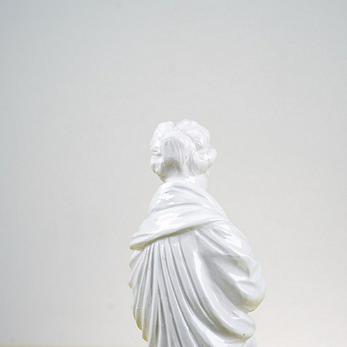 Porcelain Figurine Of Woman With Cloak, Marked Lr photo buy
