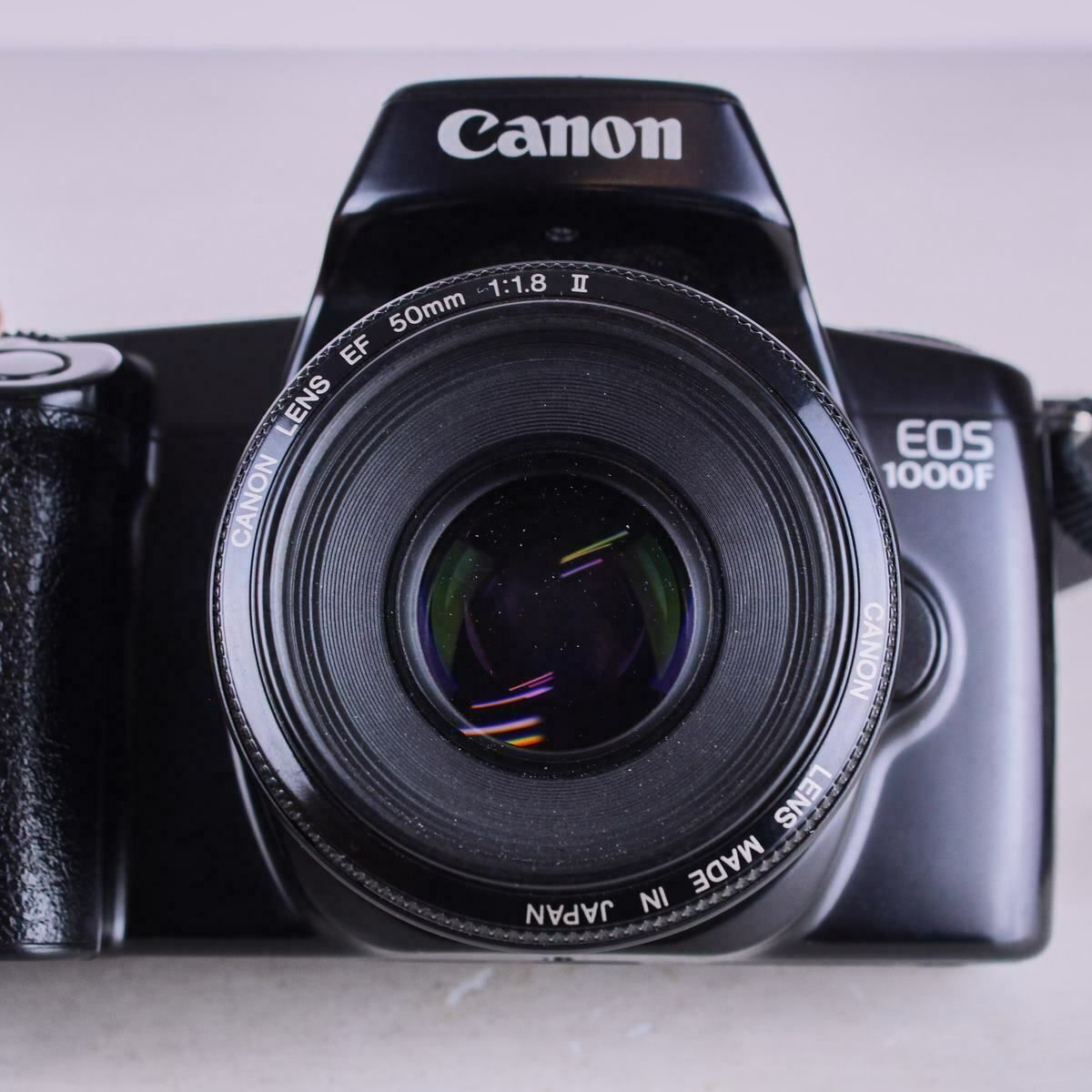 Canon Eos 1000f +Lens photo furniture