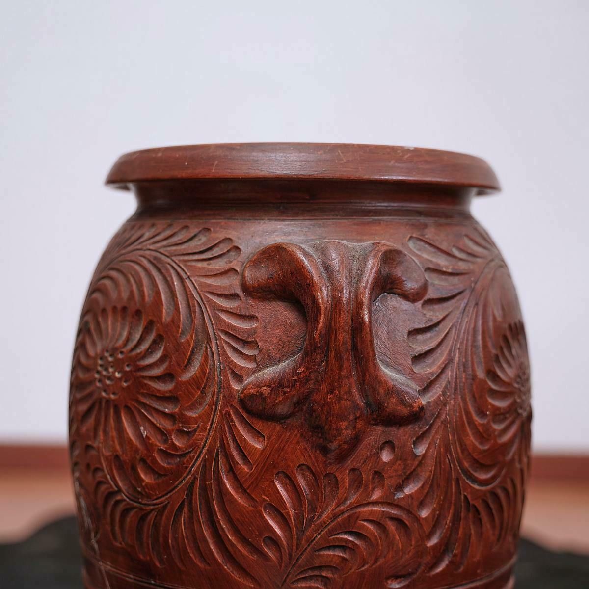 Terracotta Umbrella Vase photo for sale